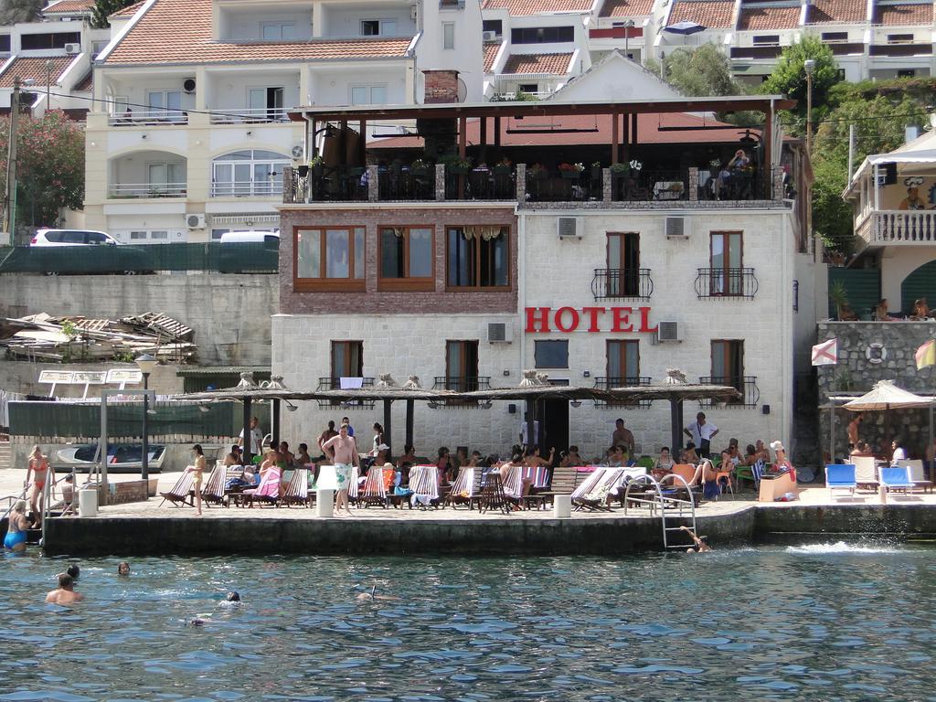 Hotel Anderba Krasići Ngoại thất bức ảnh