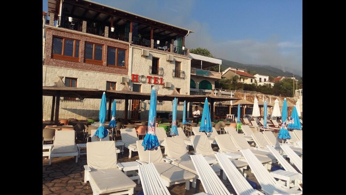 Hotel Anderba Krasići Ngoại thất bức ảnh